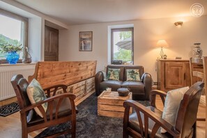 TV, DVD player - LA MAISON FORESTIERE (LE CHATELARD)