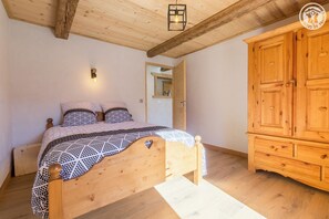 3 camere, ferro/asse da stiro, culla da viaggio, Wi-Fi gratuito
