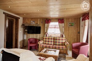 TV, video games, stereo - STEURCET - SAINT NICOLAS LA CHAPELLE (ST-NICOLAS-LA-CHAPELLE)