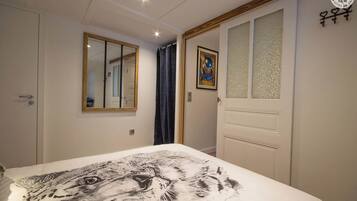 2 chambres, fer et planche Ă repasser, lit parapluie, Wi-Fi gratuit