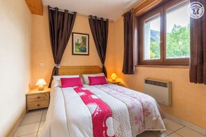 5 多间卧室、熨斗/熨衣板、旅行婴儿床、免费 WiFi