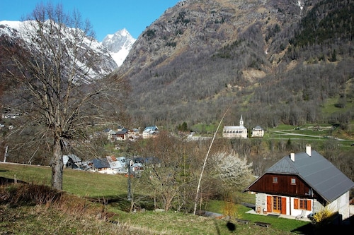 CHALET SAVOIAGE - SAINT COLOMBAN DES VILLARDS