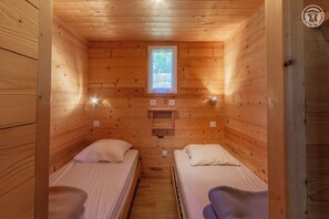 2 chambres, fer et planche à repasser, Wi-Fi gratuit