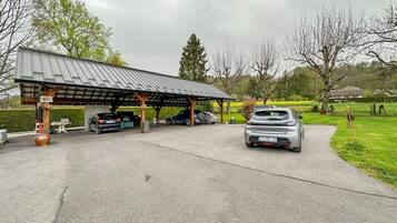 Enceinte de lâhĂ©bergement