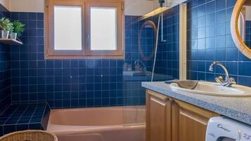 Een bad, een haardroger