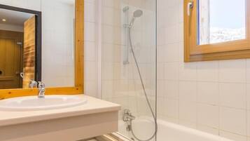 Een bad, een haardroger