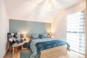 2 chambres, fer et planche à repasser, lit parapluie, Wi-Fi gratuit