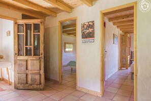 2 slaapkamers, een strijkplank/strijkijzer