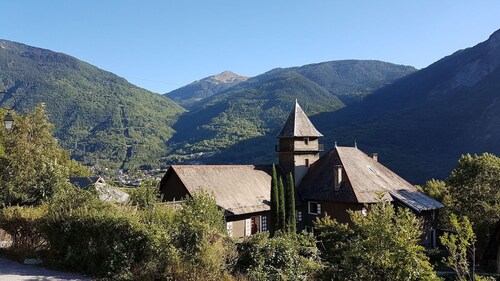 CHATEAU DU VIGNY MONT CASTEL