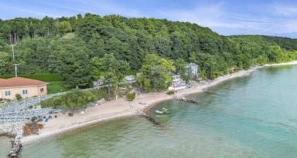 🌅 M22 Beach House + Camper | Private Beach | Million Dollar Views • Firepit ➠ 7633