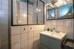 Shower, hair dryer