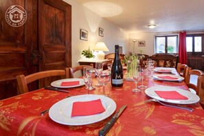 Dining - Self-catering - DRUMETTAZ CLARAFOND (DRUMETTAZ CLARAFOND)