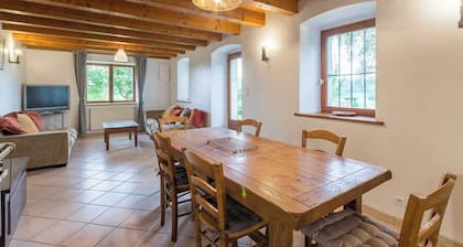 LE BIOLLEY - ENTRELACS