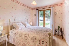 2 habitaciones, tabla de planchar con plancha y wifi gratis 