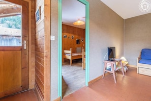 1 chambre, fer et planche à repasser, Wi-Fi gratuit