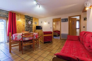 Interior - LES AIRELLES - BESSANS (BESSANS)
