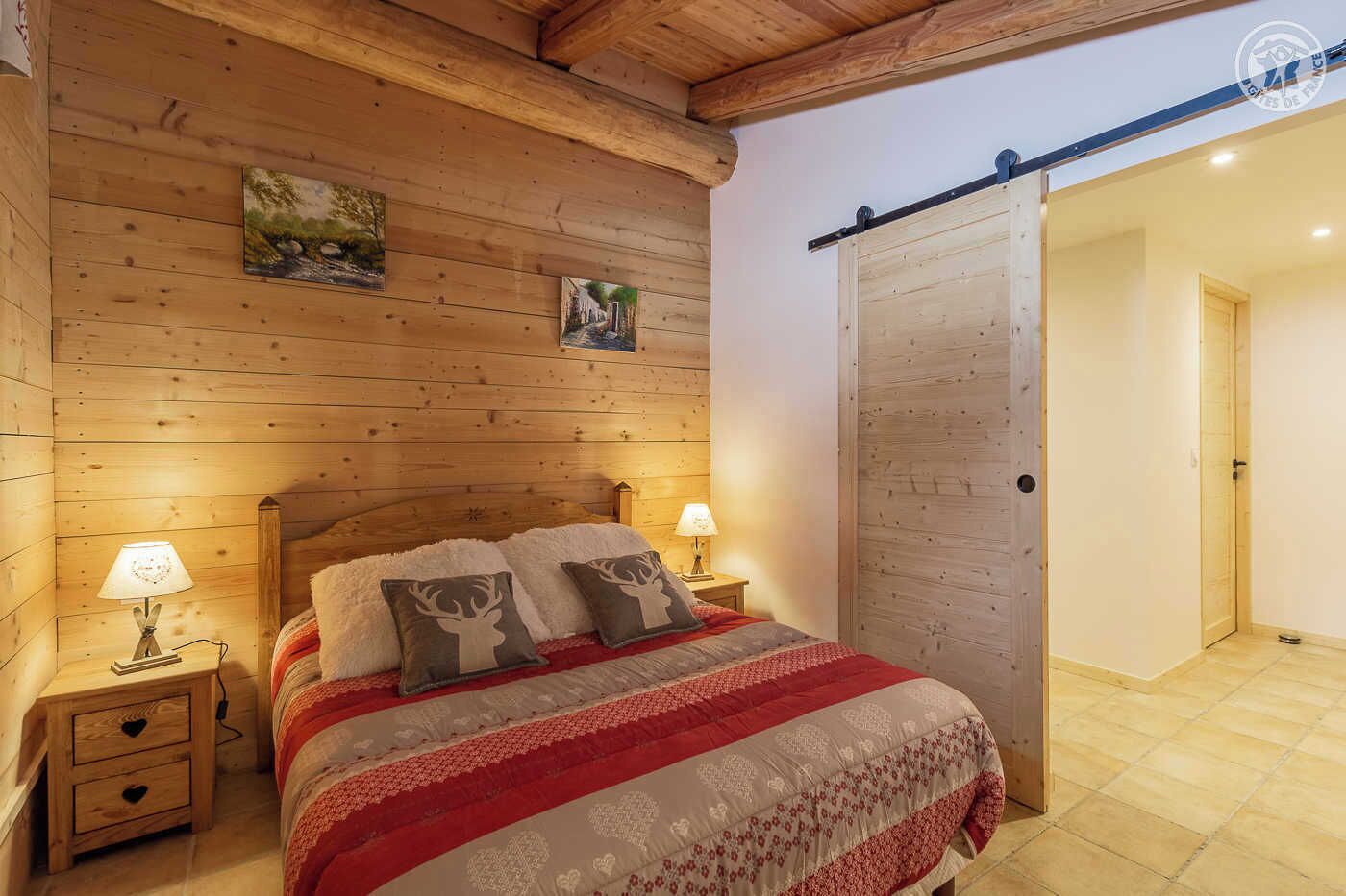 3 chambres, fer et planche à repasser, lit parapluie, Wi-Fi gratuit