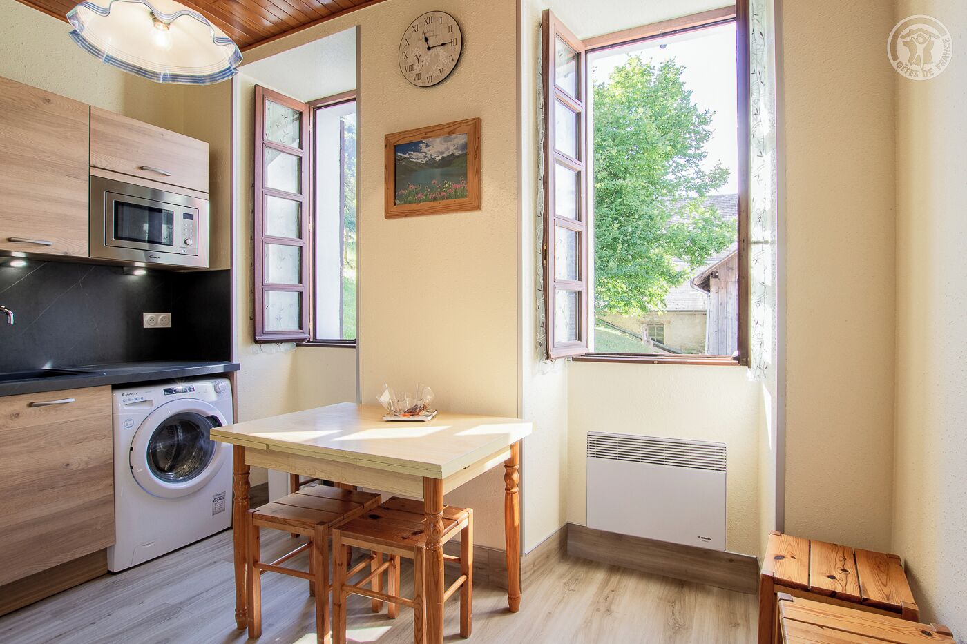 73G83100 - LE PRESBYTERE - LES CHAVANNES-EN-MAURIENNE