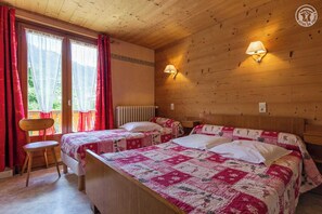 1 makuuhuone, silitysrauta/-lauta, vauvan matkasänky, ilmainen Wi-Fi