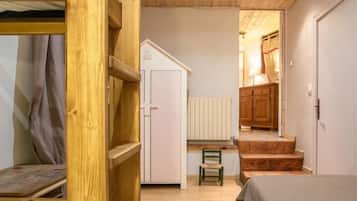 2 chambres, fer et planche à repasser, Wi-Fi gratuit