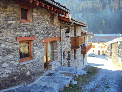 THE CANTON - VAL CENIS