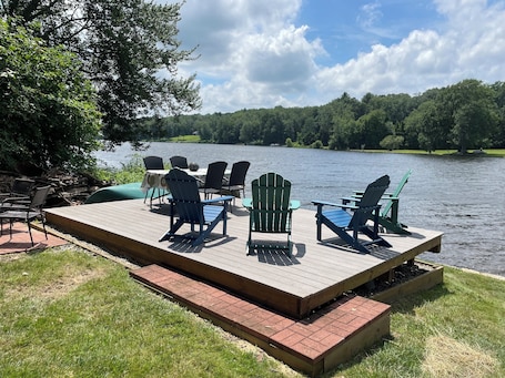 Terrace/patio. Stunning Lakefront Escape! Book Your Dream Getaway!