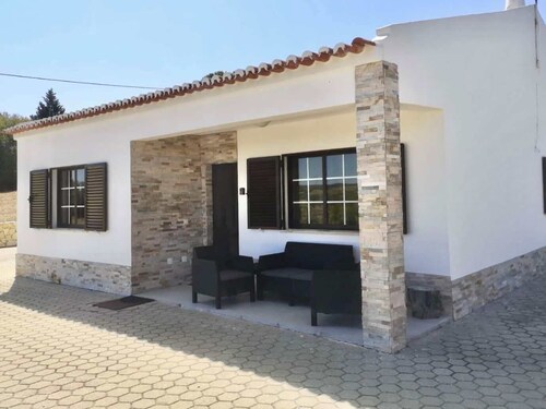 Casa Manuel J. J. M -alfambras, Aljezur Quiet Country House