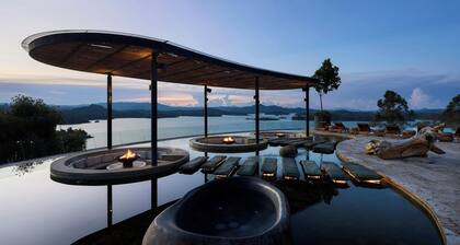 The Brown, Guatape, Autograph Collection