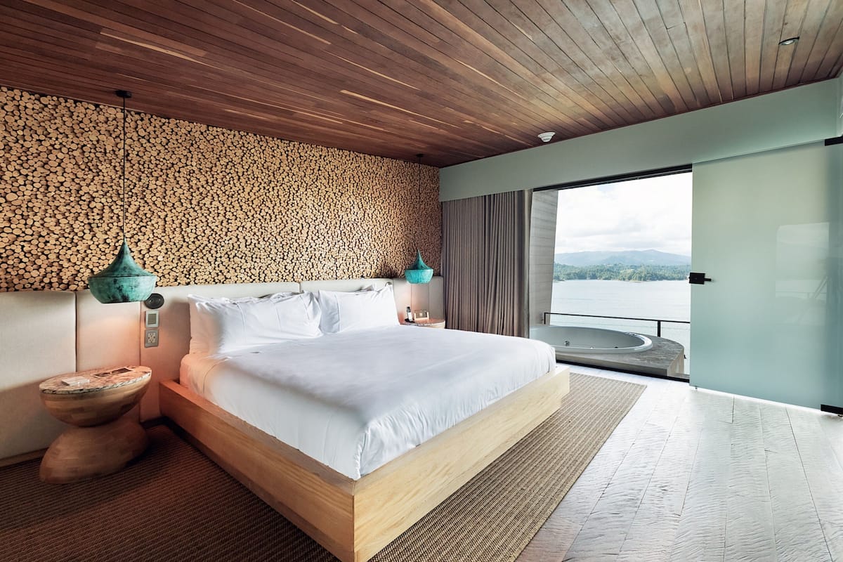 Presidential Room, 1 Bedroom, Non Smoking, Lake View | 1 bedroom, Egyptian cotton sheets, premium bedding, down duvets
