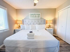 2 habitaciones, tabla de planchar con plancha, wifi y ropa de cama