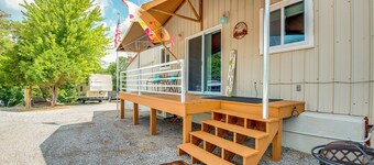 Murphysboro Retreat w/ Deck Near Kinkaid Lake!