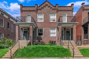 Exterior - Charming & Modern St. Louis Retreat in Benton Park (St. Louis)