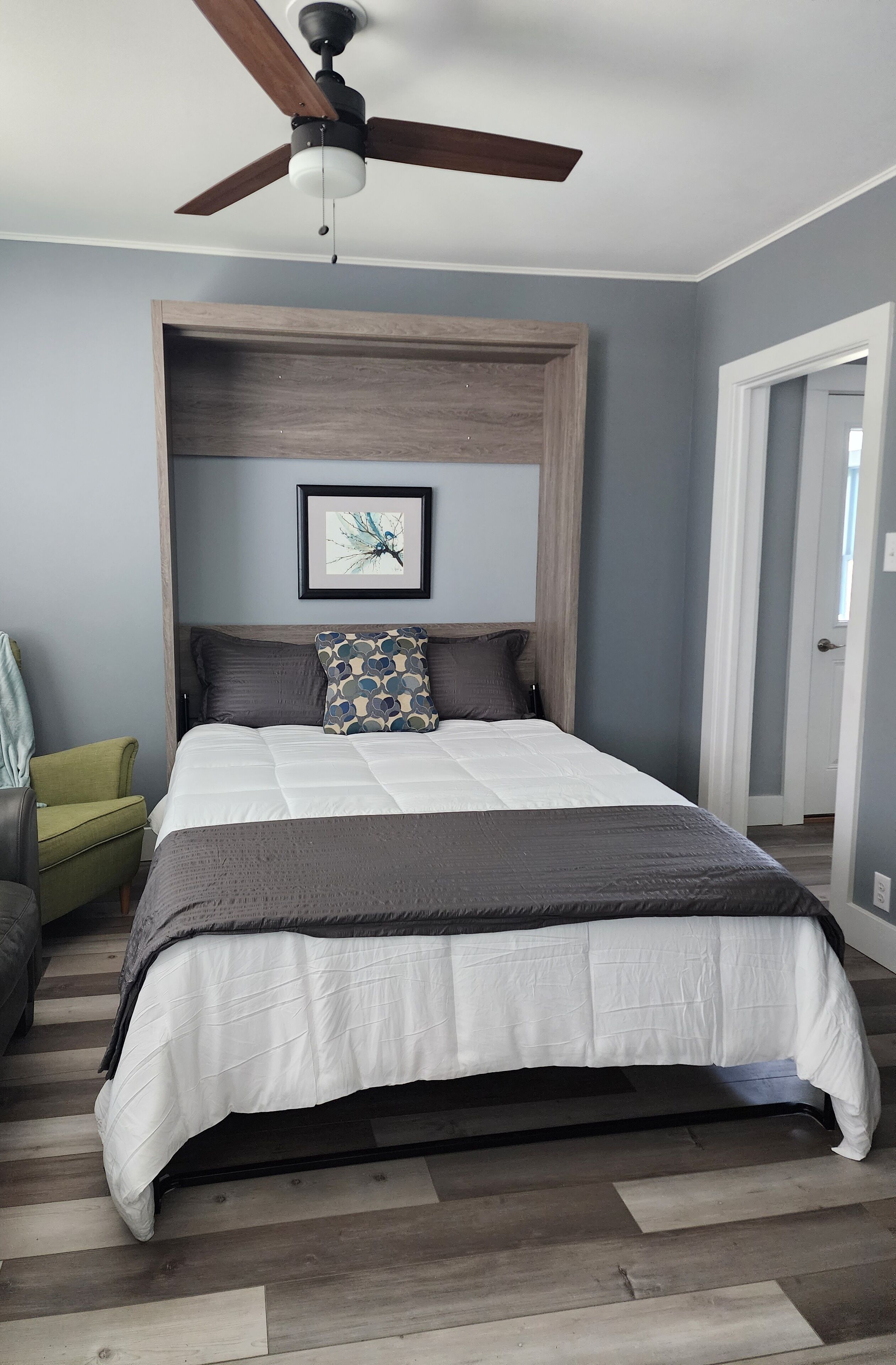 2 soverom, strykejern/-brett, reiseseng for barn og wi-fi