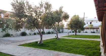 Almmos mezzanine apartments Kalamaki