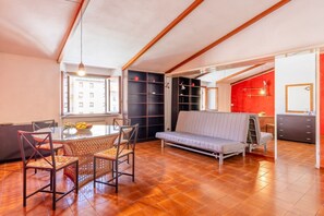 Dining - GuestHost - Livorno- Venezia neighborhood Lovely Apartment! (Livorno)