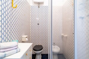 Een douche, een bidet