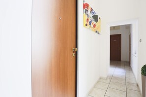 Interior - GuestHost - Veiled Christ Studio Apartment (Napoli)