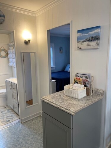 Summer Sea Cottage near beaches and restaurants