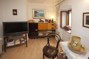 Apartamento, para fumantes | 2 quartos