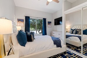 4 soverom, safe på rommet, skrivebord og strykejern/-brett