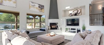 Hot Property/Family Friendly/Pool&Spa/Sleeps 14