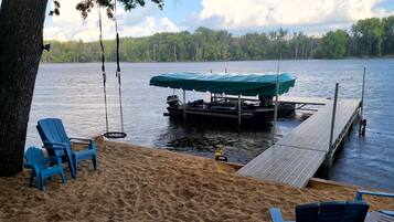 海灘、躺椅、沙灘巾