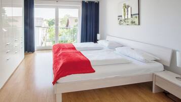 2 Schlafzimmer, Bügeleisen/Bügelbrett, Internetzugang, Bettwäsche