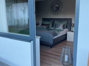 2 bedrooms, bed sheets