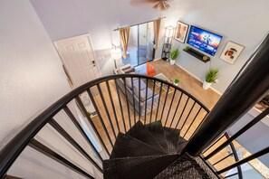 Interior - Desert Retreat: Luxury Condo Loft - Work Friendly (Chandler)