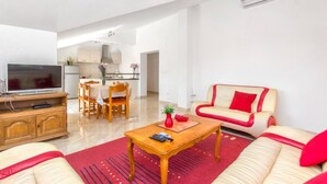 House | 4 bedrooms - Holiday Houses, Villas Brist - With Pool (Drnis)