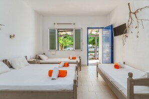 1 bedroom, free WiFi, bed sheets - Holiday Home '10 Perasma Kypri Beach' with Private Terrace, Wi-Fi and Air Conditioning (Kypri)
