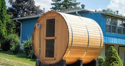 Woodland View House. HOT TUB & SAUNA!