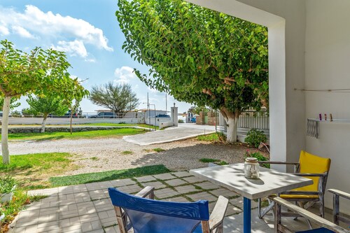 Holiday Home '7 Perasma Kypri Beach' with Private Terrace, Wi-Fi and Air Conditioning