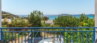 Vakantiehuis '1b Kypri Seaview Perasma Studio' met Uitzicht op Zee, Wifi en Airconditioning